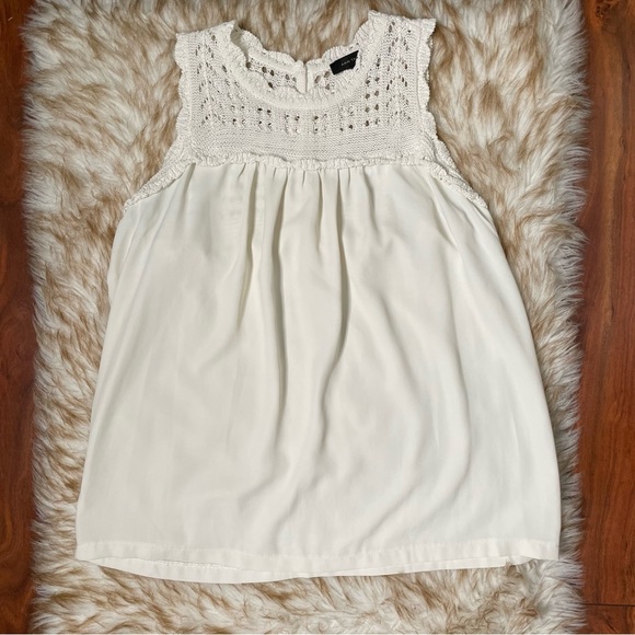 Ann Taylor crochet yoke tank - Picture 3 of 6